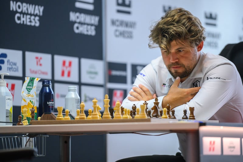 Carlsen, el ‘número uno’ del ajedrez, pierde por 2ª vez en tres días, ante Praggnanandhaa