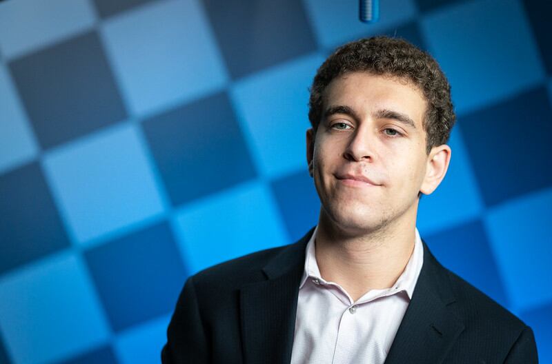 La intrahistoria de los últimos meses del ajedrecista Naroditsky, muerto a los 29 años: difamación y un rifirrafe público con Krámnik