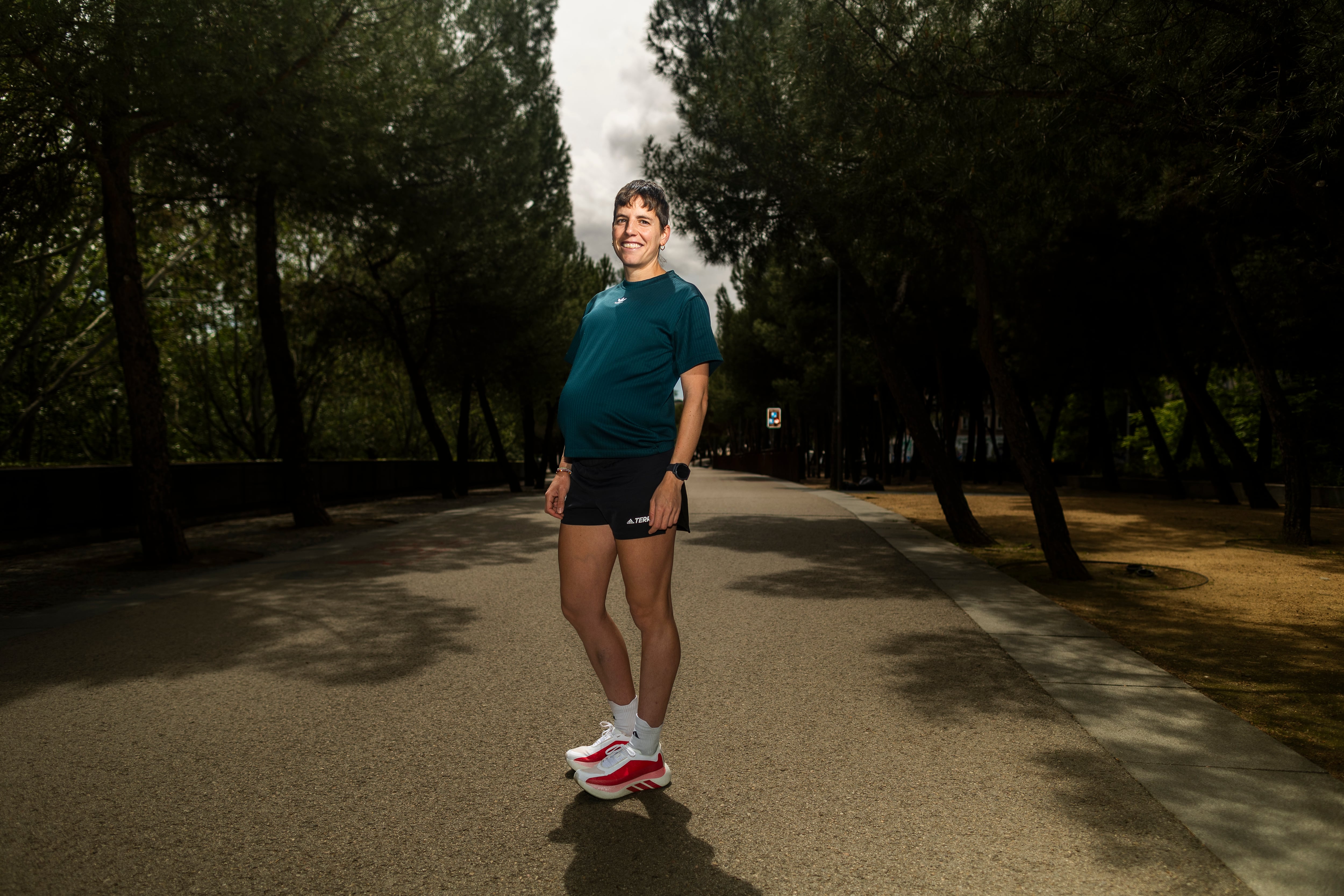La soledad de las atletas de élite que siguen entrenándose en pleno embarazo: faltan recursos e información