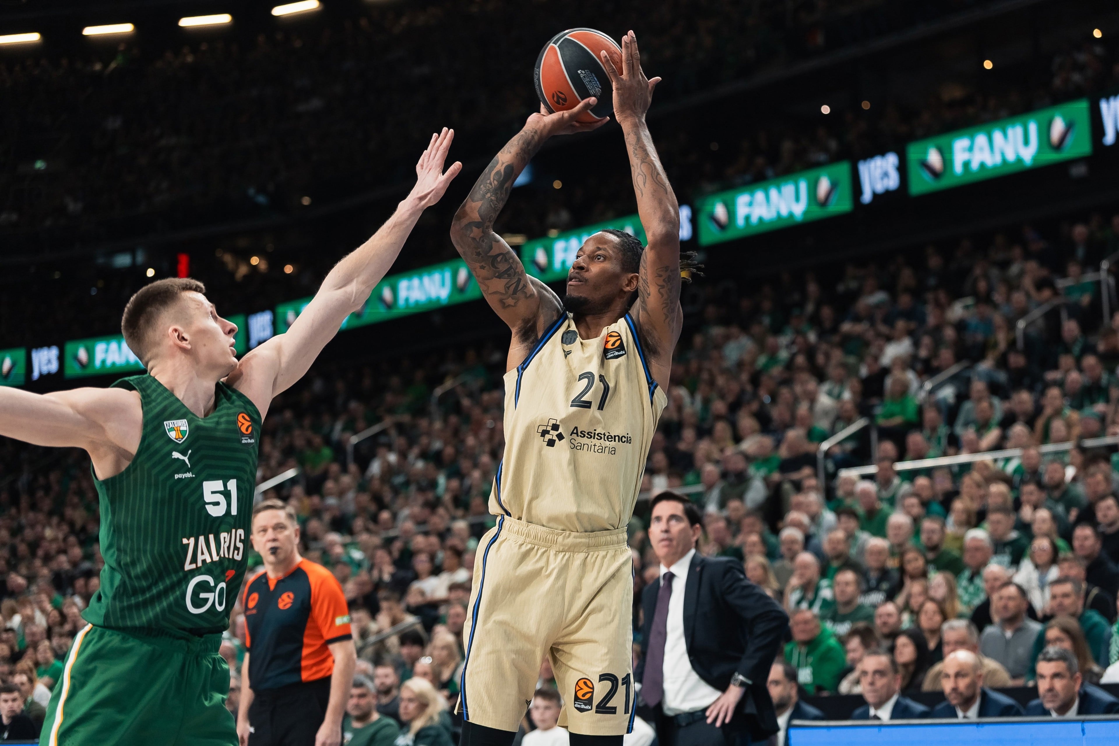 Sylvain Francisco eleva al Zalgiris y desmonta al Barcelona en la Euroliga