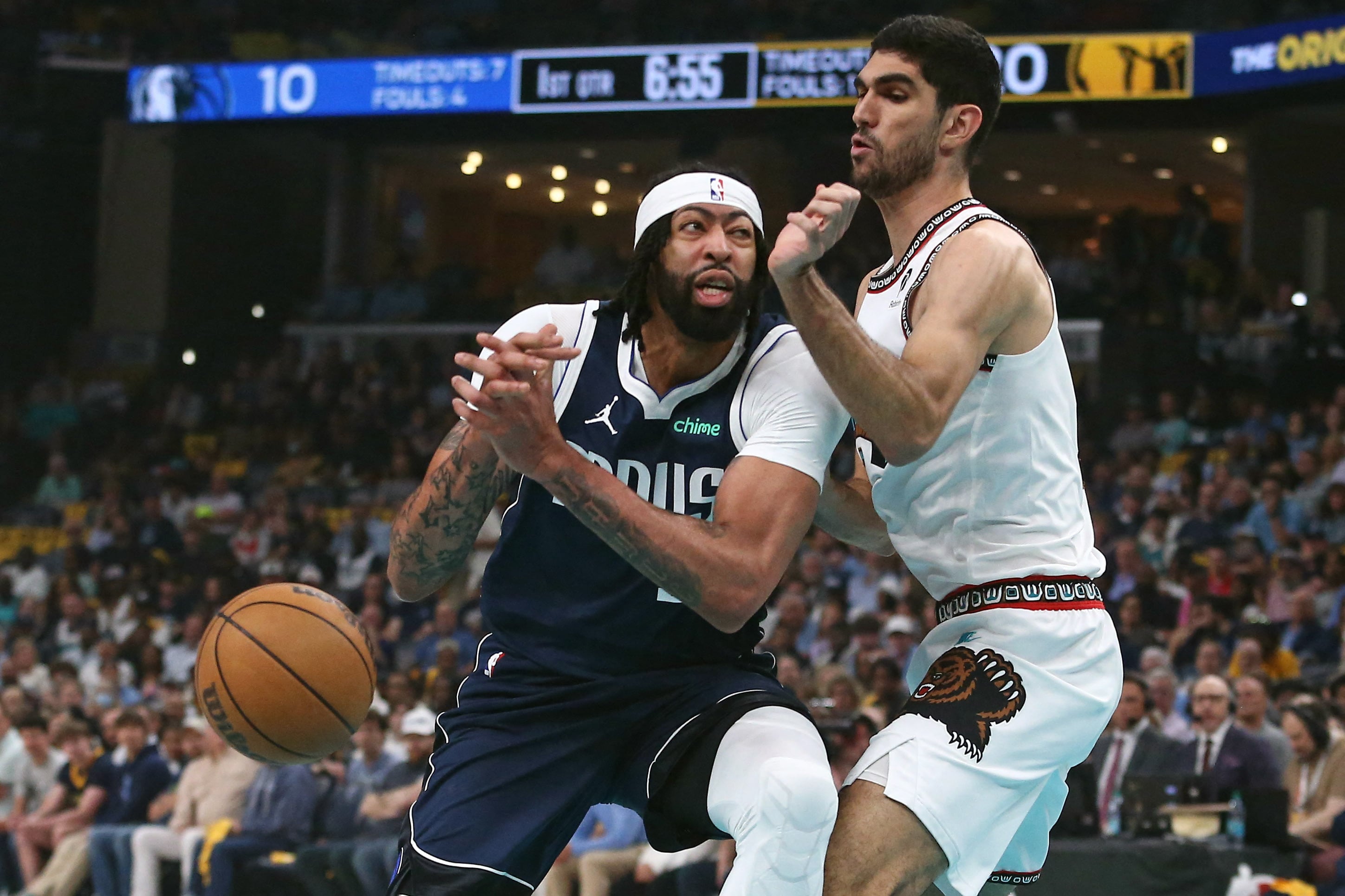 Los Mavericks traspasan a Anthony Davis a los Wizards en un gran intercambio