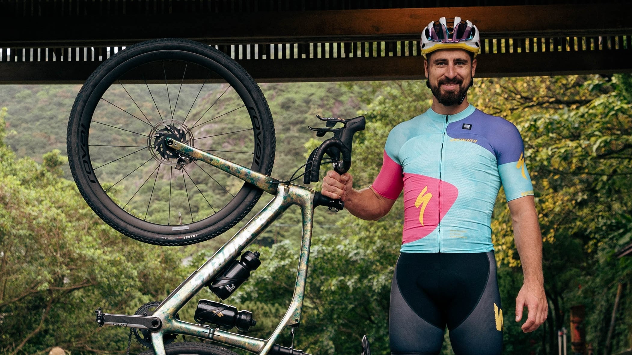 Peter Sagan: “Pogacar es el dios del ciclismo y no lo debe estropear con ninguna tontería”