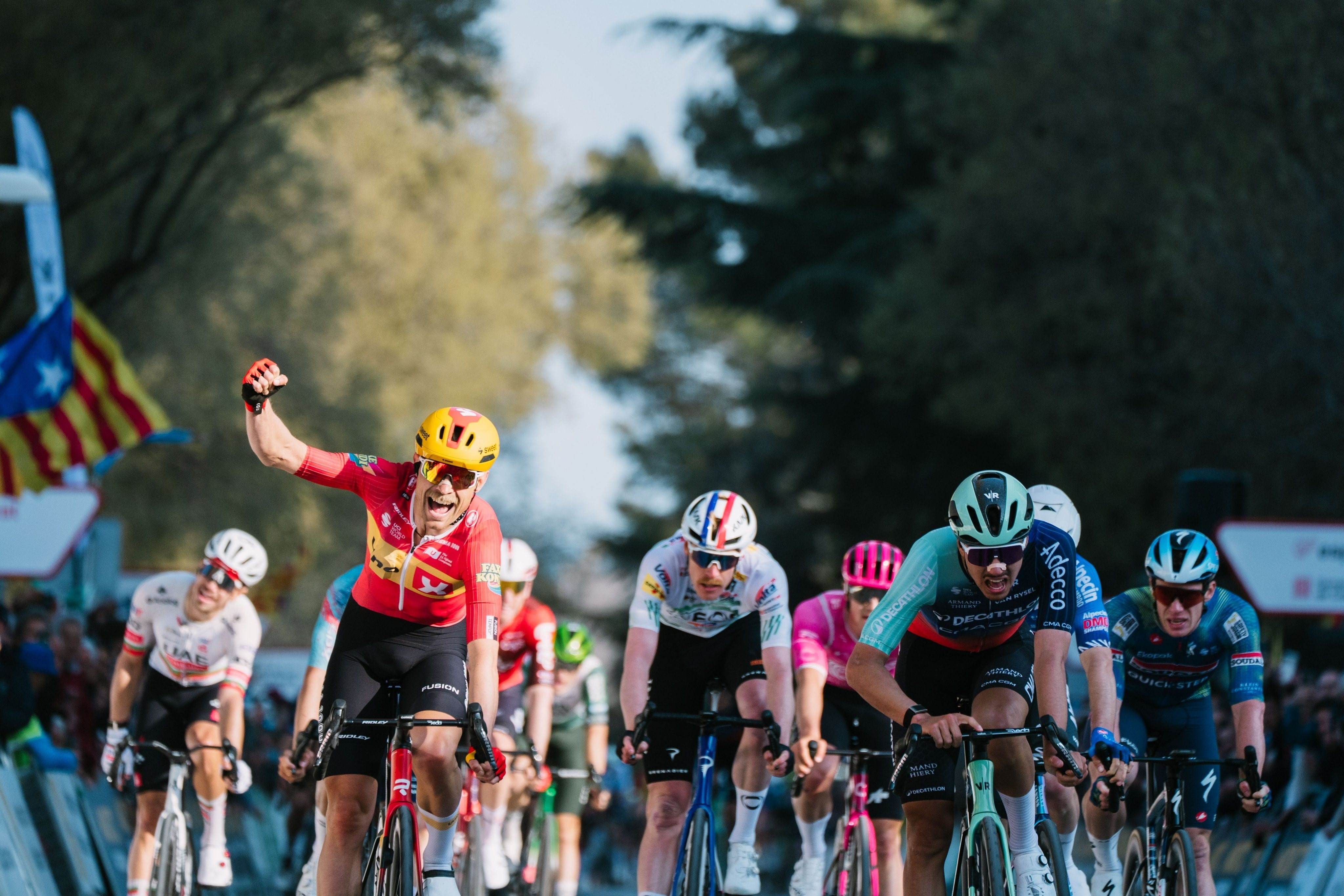 Cort Nielsen estropea la epopeya del Lotto en la Volta