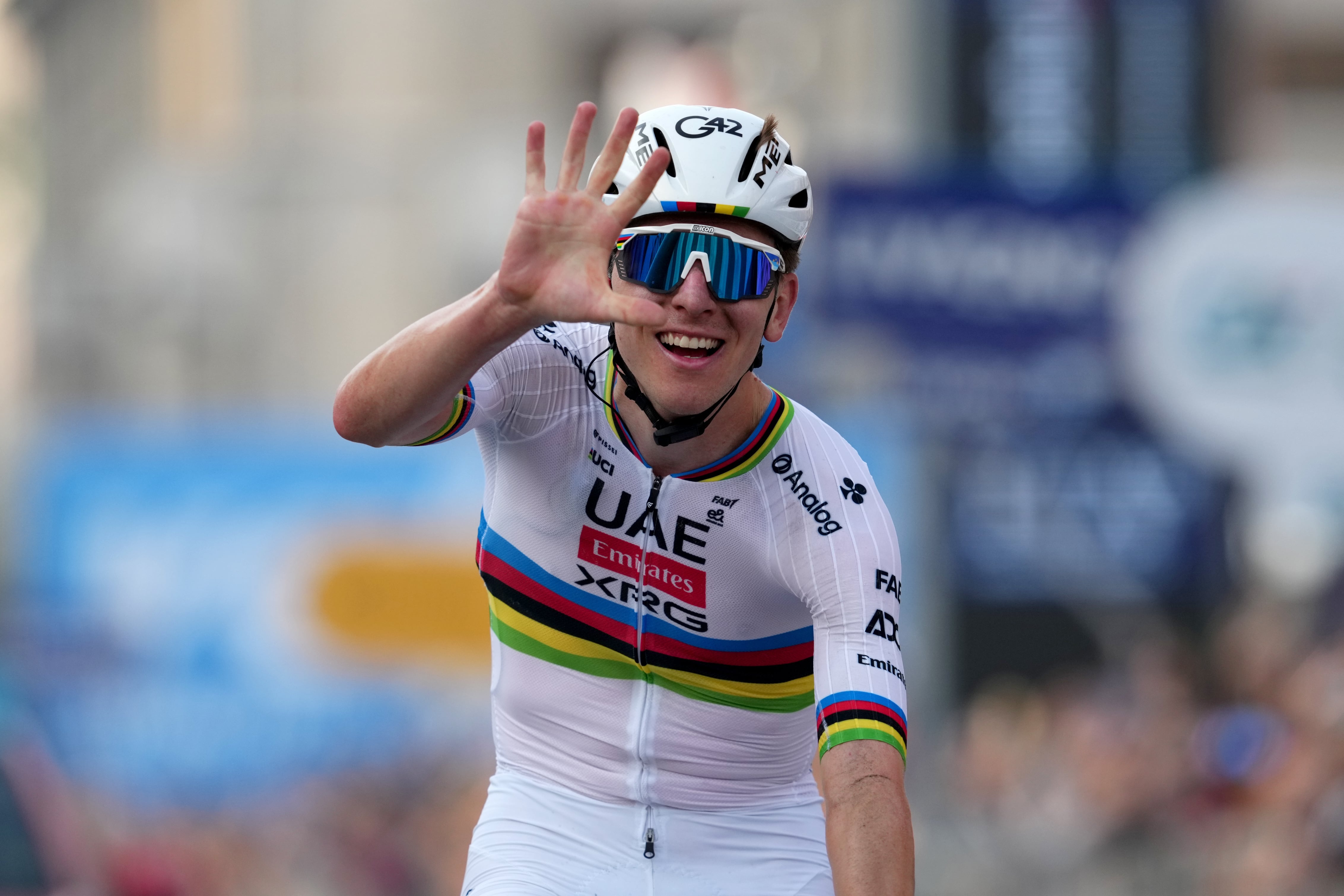 El fenómeno Pogacar bate la marca de Coppi en el Giro de Lombardía 71 años después