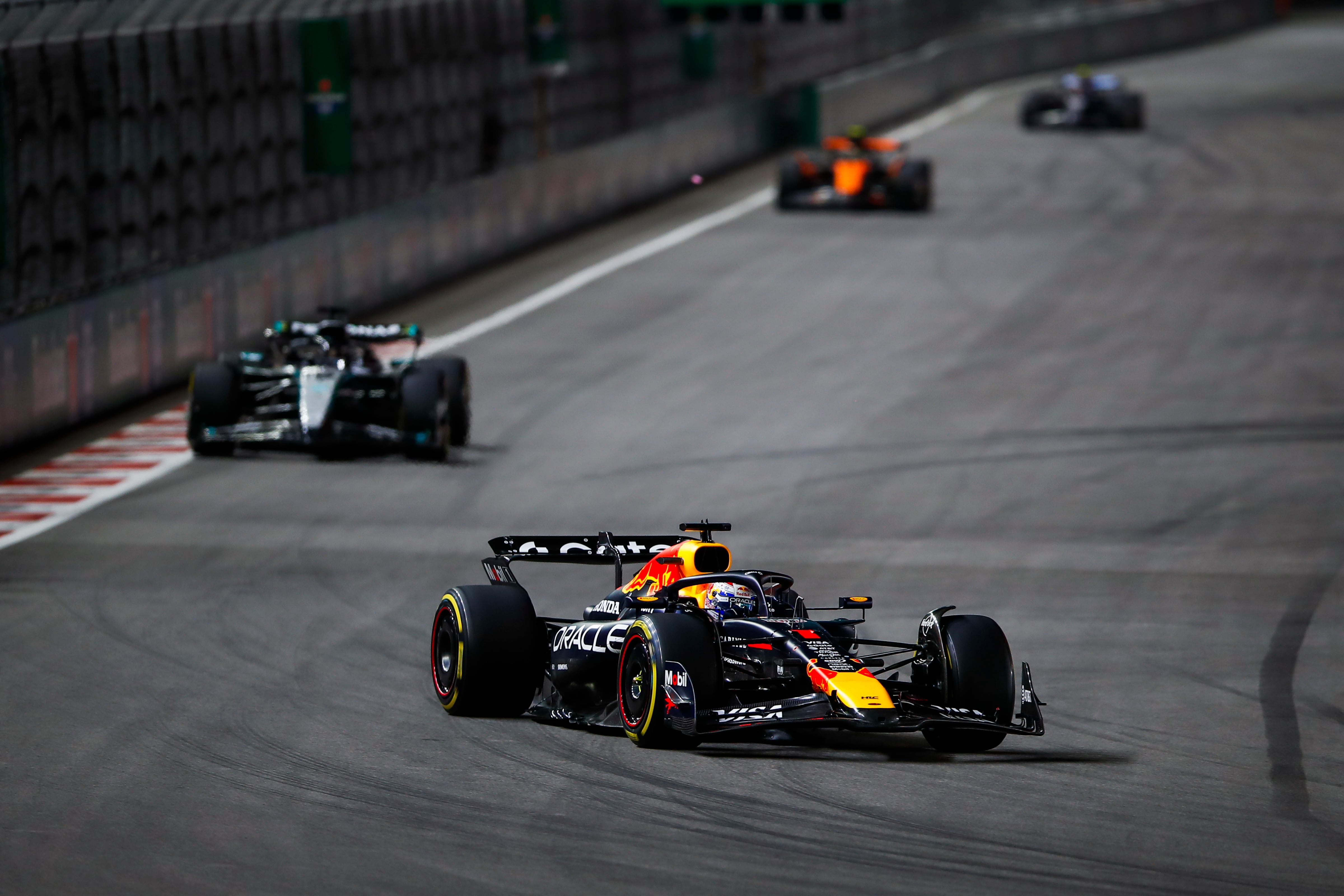 Lando Norris juega con fuego en Las Vegas: victoria de Verstappen para mantener la tensión