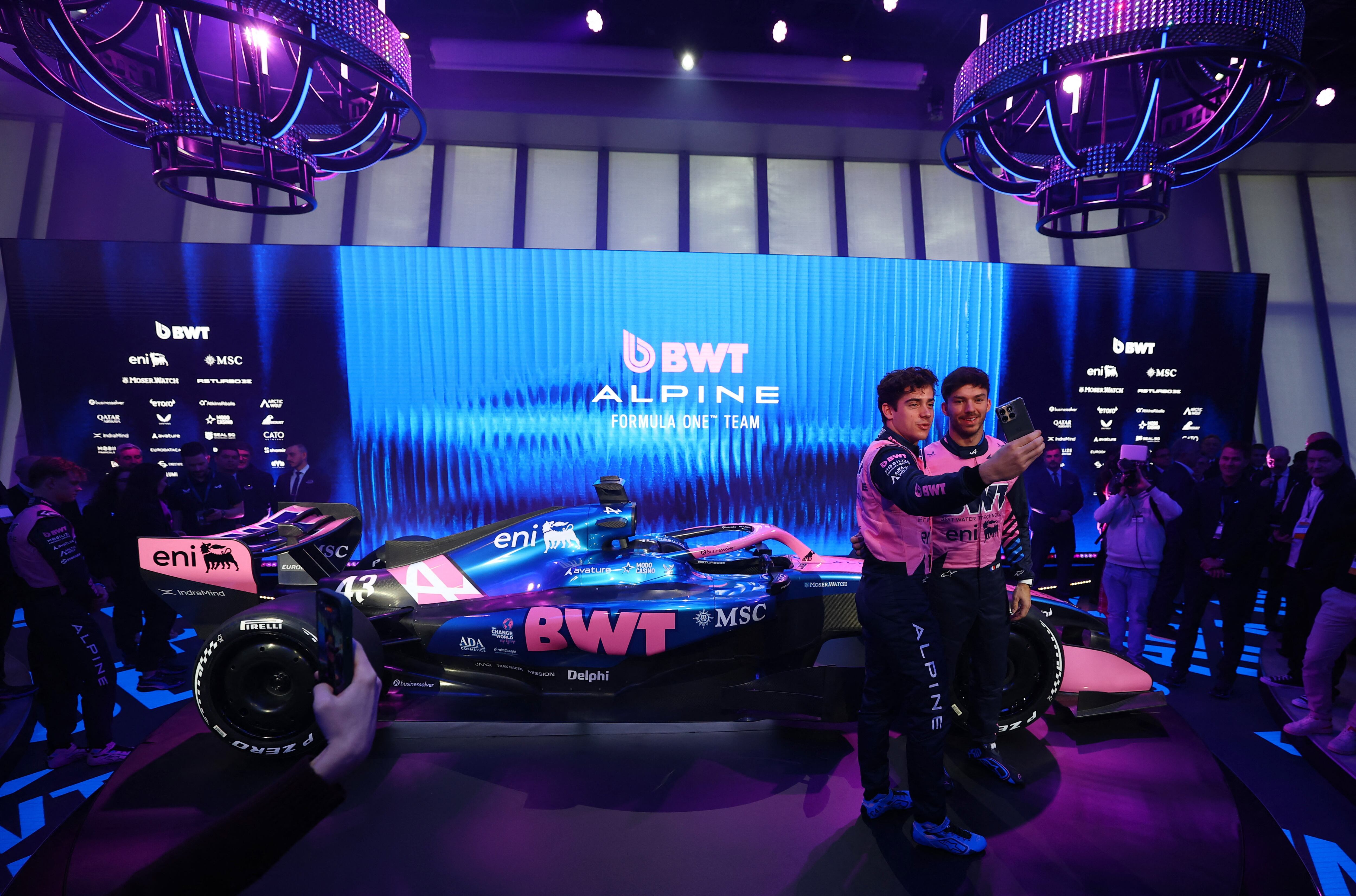 Alpine presenta en Barcelona su nuevo monoplaza de F1 para 2026 sin “excusas” para ser “competitivo”