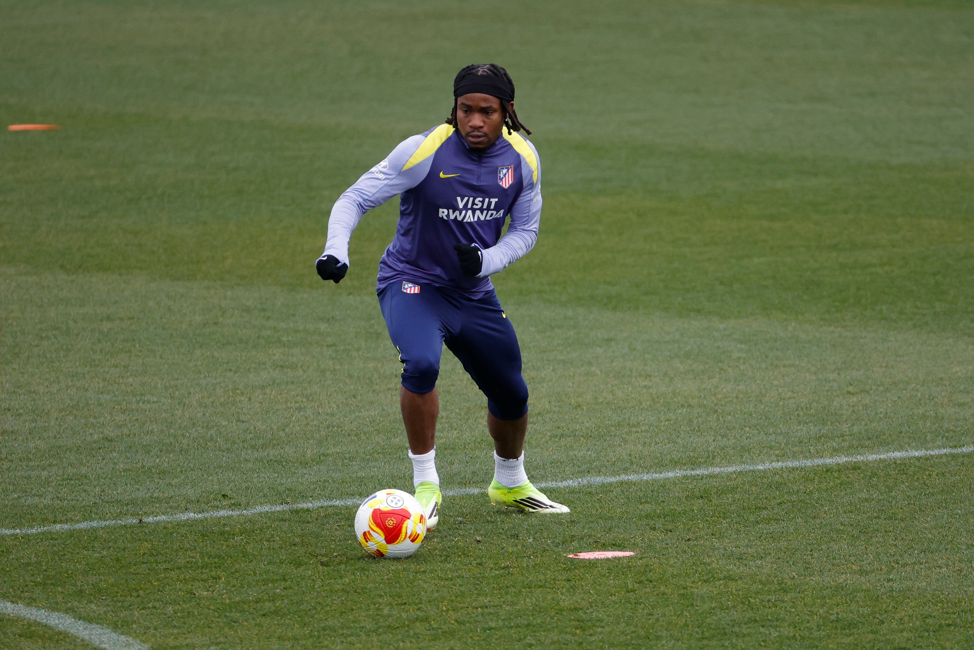 Lookman y otro mercado sin un mediocentro puro