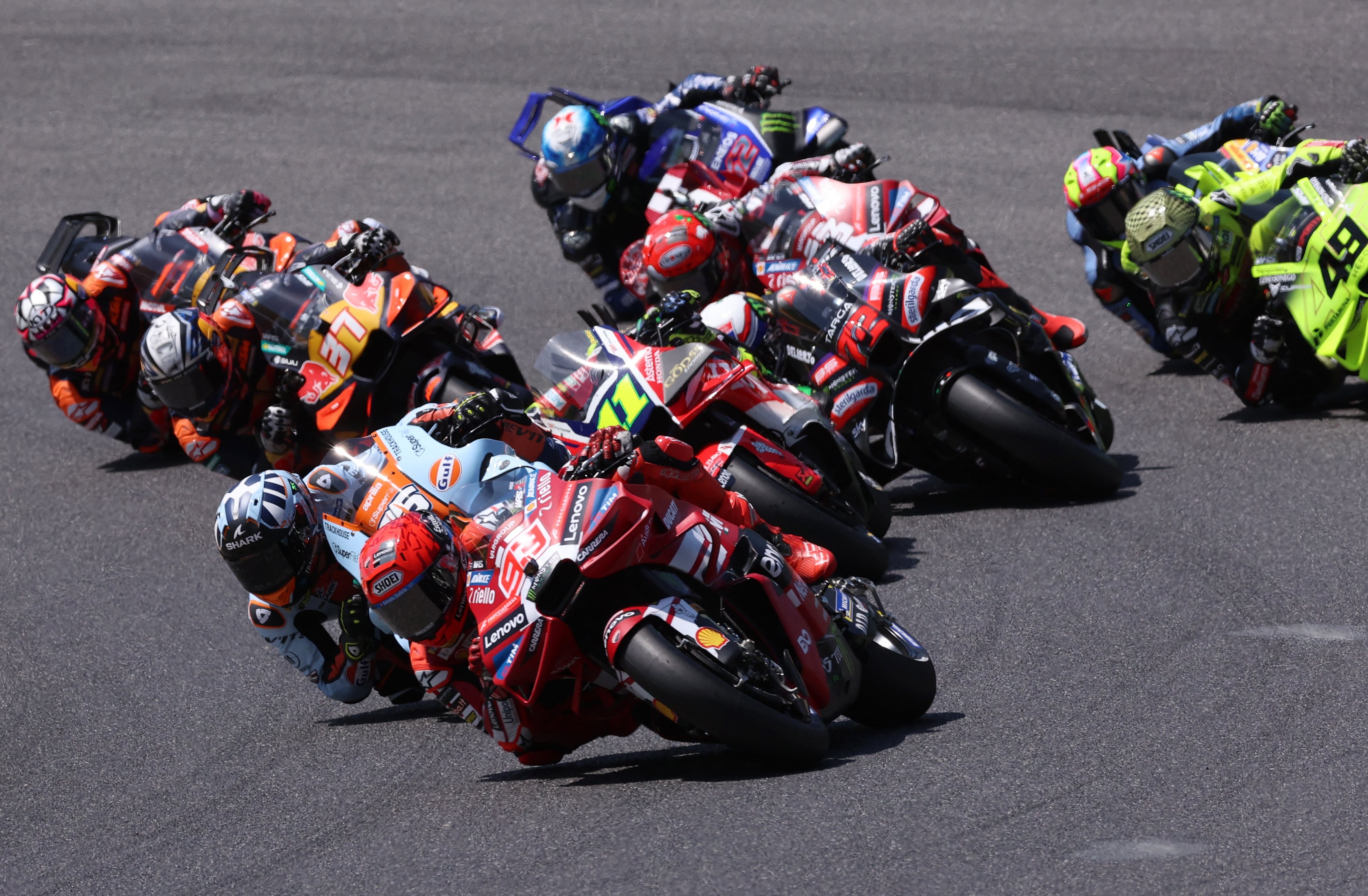 Así te hemos contado la victoria de Marco Bezzecchi en el Gran Premio de Italia
