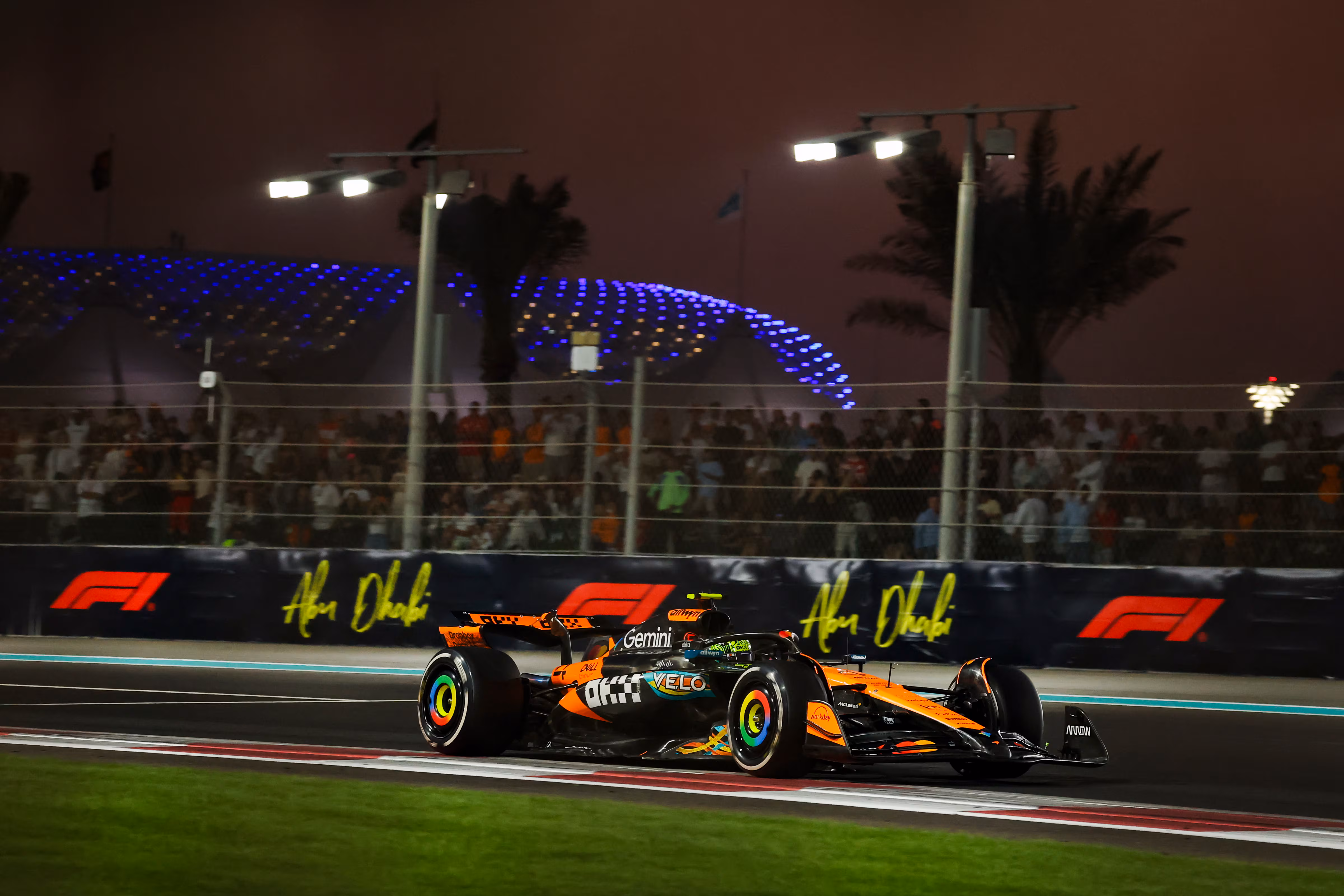 Norris se rompe después de conseguir su primer título de campeón de Fórmula 1: “Parezco un ‘loser’” 